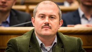 O rozpustení Kotlebovej strany rozhodne senát Najvyššieho súdu