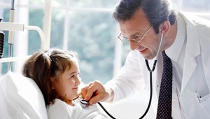 Dôchodcovia v čakárni a v ordinácii tiež. Obvodní lekári starnú