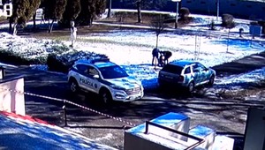 Pred jedným z odberových miest občan provokoval a bol agresívny na vojaka. Momentálne sa nachádza v cele