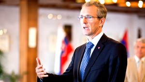 Štefanec končí v SDKÚ, prekáža mu jej nefunkčnosť