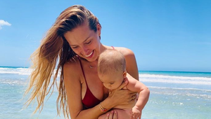 Dojčením proti koronavírusu! Česká modelka v tom má jasno!