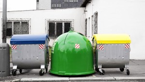 Smetiari likvidovali odpad, v kontajneri našli mŕtvolu