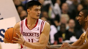 Majiteľ aj fanúšikovia Rockets smútia nad koncom kariéry Jao Minga