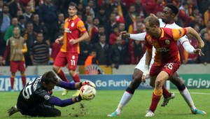 VIDEO: Kuriózny gól. Brankár poslal loptu za svoj chrbát