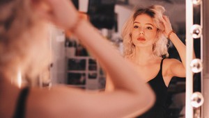 10 užitočných beauty trikov, ktoré dokážu spomaliť starnutie: Začnite ešte dnes!