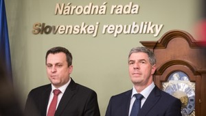 Most-Híd podporí otvorenie schôdze s cieľom odvolať Danka. Kríza ale nie je, tvrdí Bugár