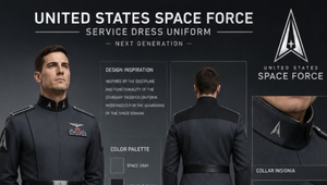 Trump predstavil novú uniformu vesmírnych síl. Dizajn pripomína estetiku nacistického filmu
