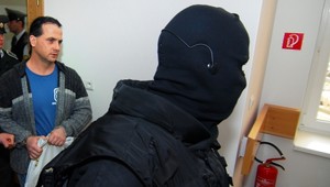 Údajný mafiánsky boss Salinger zostáva vo väzbe!