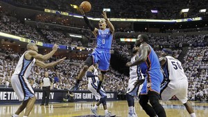 NBA: O súperovi Dallasu sa rozhodne v Oklahome