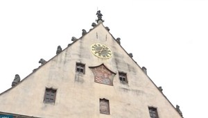 VIDEO: Na fasáde historickej radnice nájdete aj stredoveké grafity s príchuťou erotiky