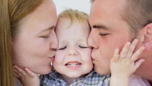 Príspevok na dieťa sa zvýši na 280 eur, vyššia bude aj materská