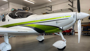 Vyšetrovatelia skúmajú tragický pád nového lietadla pri Prievidzi. Záchranný systém nebol použitý