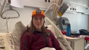 Pomaly ďalej zájdeš! Vlhová po ťažkom páde a po operácii opäť chodí