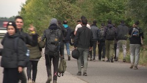 Fico odmieta tvrdenia Magyara o dovážaní migrantov na hranice: "Hranice boli deravé ako ementál"