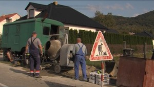 Stavebné materiály idú hore. Obce ale potrebujú zveľaďovať a tak využívajú i recyklované materiály