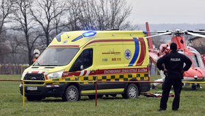 Tragická dopravná nehoda: Zrazilo sa osobné auto s motorkou