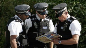 V Anglicku zomreli po streľbe na kúpalisku traja ľudia