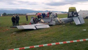 V Prievidzi spadlo lietadlo s tromi ľuďmi na palube. Pilot prišiel o život