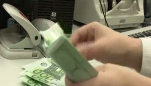 Prídavky na deti vyplácané z Rakúska na Slovensko majú klesnúť o vyše tretinu