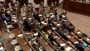 Poslanci schválili balík opatrení na pomoc podnikateľskému prostrediu