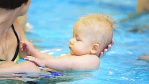 Matku s dvoma deťmi vykázali z bazéna: Bol TO dôvod na vyhadzov?