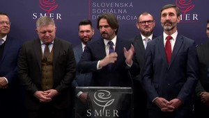 Obvinení Brhel a Kaliňák vypovedali na Policajnom prezídiu. Obvinenie sa týka podplácania