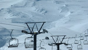 Každú sezónu u nás niekto vypadne z lanovky. Dodržujte pokyny