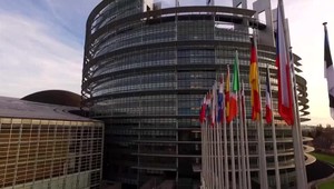 Veľké sťahovanie v Bruseli. Europoslanci a tisícky zamestnancov musia opustiť svoje kancelárie