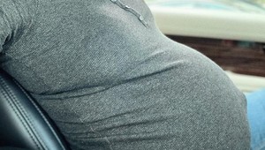 To je krásne bruško! Herečka zverejnila fotku pár týždňov pred pôrodom!