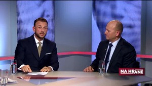 Otázky Na hrane so Šutajom Eštokom a Spišiakom: Reakcia na protesty, zlepšenie podmienok policajtov ale aj boj proti hoaxom