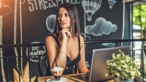 Ako osloviť vami vyhliadnutú ženu? Máme super radu!