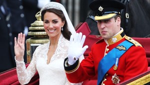 Čo sa to s Kate Middleton deje? Z oslnivej krásky je dnes zachmúrená strhaná teta!