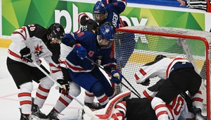 Kanaďania berú zlato! Američanov zničili v závere finále