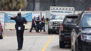 Polícia je opäť v pohotovosti. V reštaurácii vyčíňa strelec