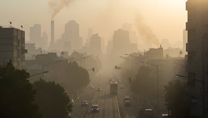 V Bratislave platí upozornenie na smogovú situáciu pre prízemný ozón