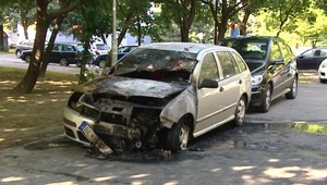 Vážne chorej pacientke podpálili v Bratislave auto
