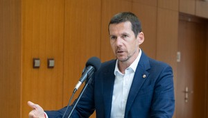 ZOZNAM OBVINENÝCH: Korupcia vo vojenskom spravodajstve: Škoda je vo výške niekoľko miliónov eur