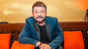 Michal Hudák ukázal svoju krásnu partnerku Denisu: Pozrite, akú kočku má doma!