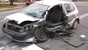 Ako to nespackať: Čo s autom po búračke? Predať na súčiastky?