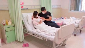 Po medializácii vyzval minister Krajčí nemocnice na spoluprácu v prípade odobratia novorodeniatok pozitívnych matiek