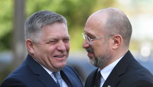 Ficovi vydrží ústretový postoj k Ukrajine, kým sa mu bude hodiť, tvrdí ukrajinský denník