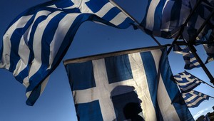 Grécko dostane ďalšie miliardy. Eurozóna schválila vyplácanie prvej časti pomoci