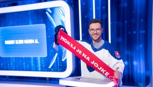 Dušan Ambróš v hokejovom drese: TIETO zábery nepotešia len jeho fanúšičky!