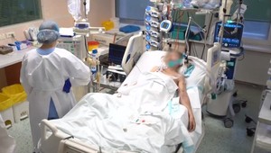 Nové video z nemocníc nesie silný odkaz: Nedajte na pochybovačov, toto je realita, toto sú reálni ľudia