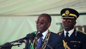 Armáda zadržiava prezidenta Roberta Mugabeho