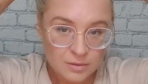 Trápia vás riedke a spľasnuté vlasy? TENTO super trik im dodá objem za pár sekúnd