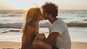 Letná láska: Týchto 6 nenápadných detailov vám prezradí, že to nie je len úlet!