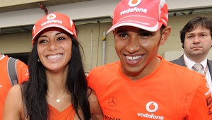 Lewis Hamilton a mačička Nicole z Pussycat Dolls sa rozišli