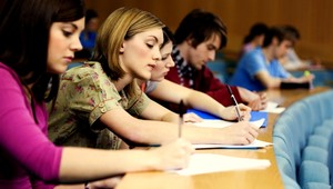 SERVISNÁ TÉMA. Študenti nezúfajte, vysoké školy dajú druhú šancu