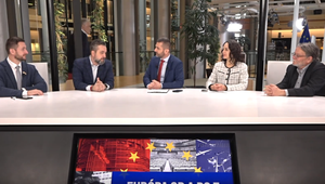 Lexmann Blahovi a Uhríkovi: kritizujete „LGBT agendu“, no našu rezolúciu proti ideologickým témam ste nepodporili